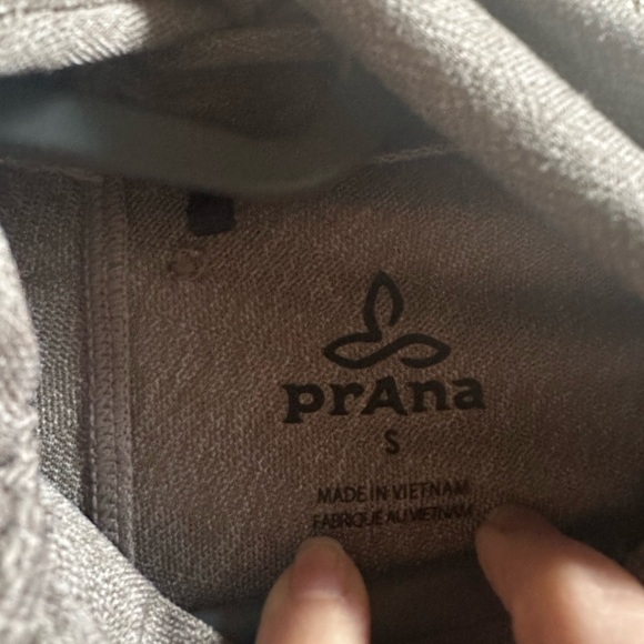 Prana Gray Zawn Cropped Sweater - Picture 5 of 5